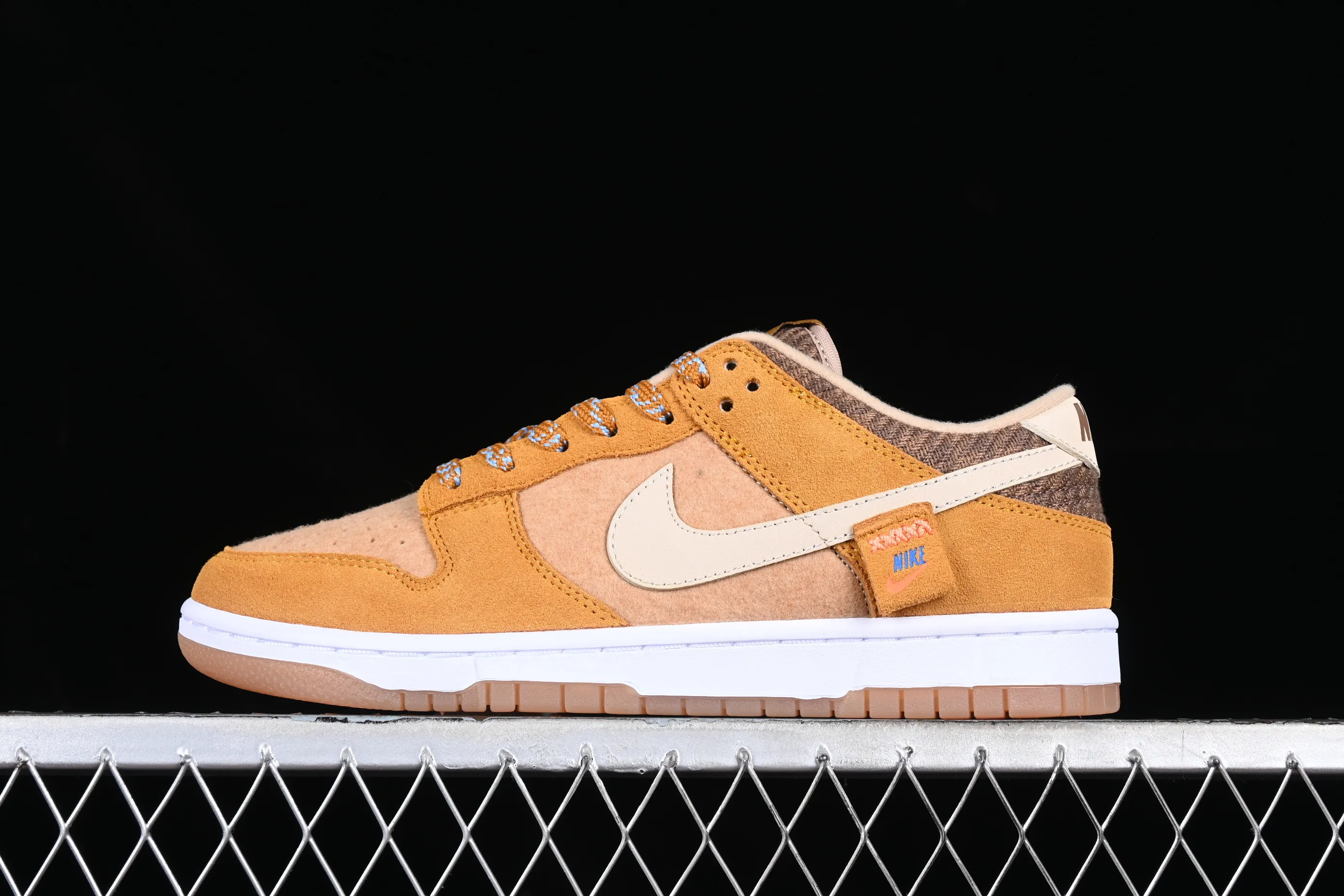 All categories Nk SB Dunk series Nk SB Dunk Low low-top sneakers Nk Dunk Low Xiongxiong joint name wheat color SB low-top sports and leisure sneakers DZ5350-288